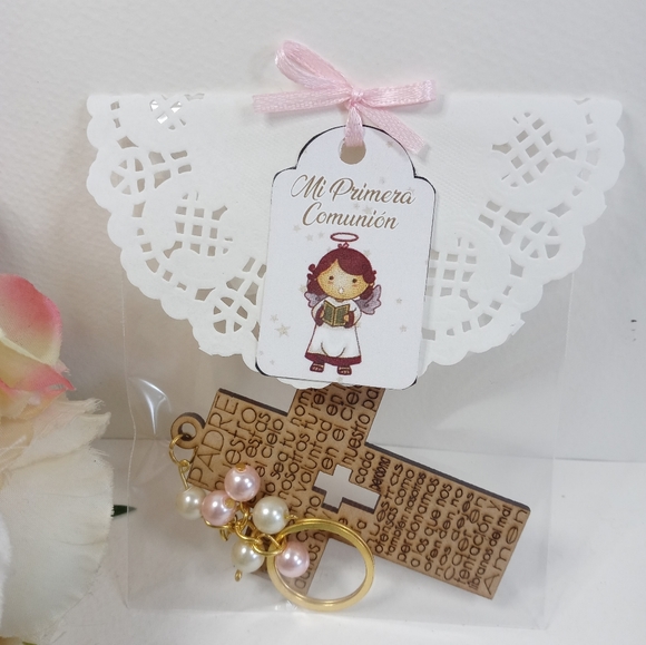 Keychain cross Our Father baptism party favors. First communion keychain cross - Picture 3 of 15
